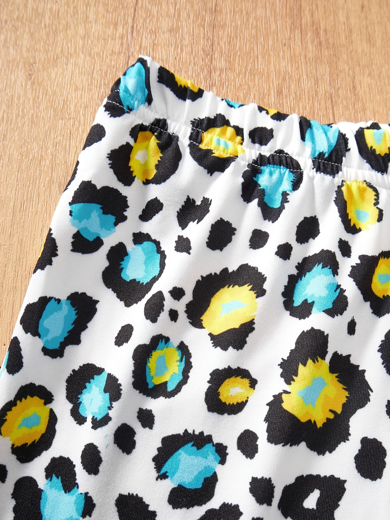 Detail 6 of Girls Flare Pants All Season 3-Piece Leopard Print Houndstooth Stretch by LUNORIANA