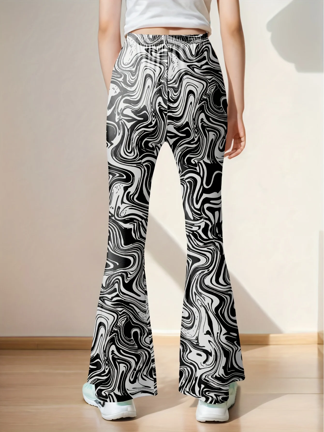 Detail 4 of Girls Flare Pants Floral Stretch by LUNORIANA