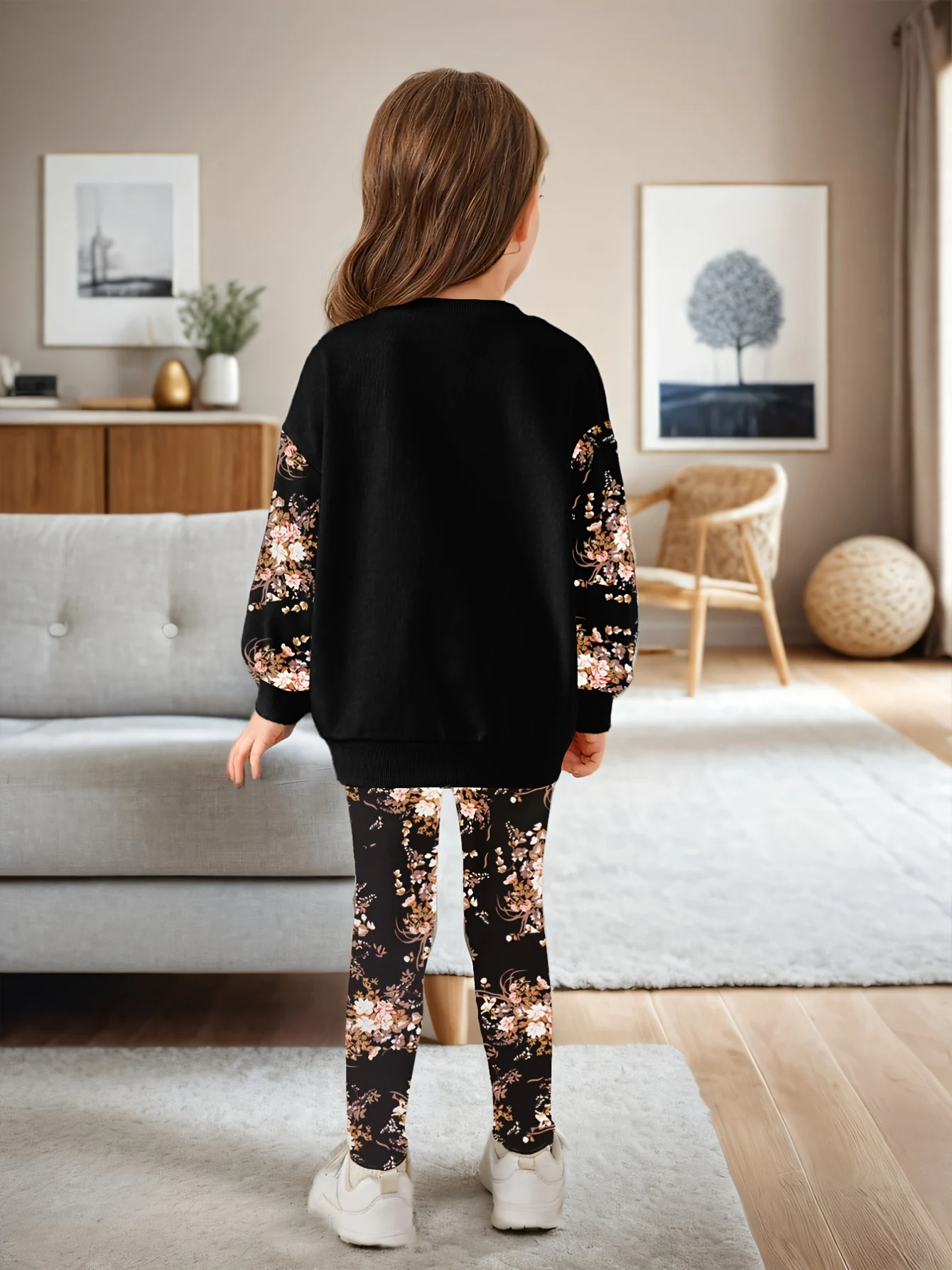Detail 3 of Kids Sweatshirt Pants 2-Piece Set Floral Stretch by LUNORIANA