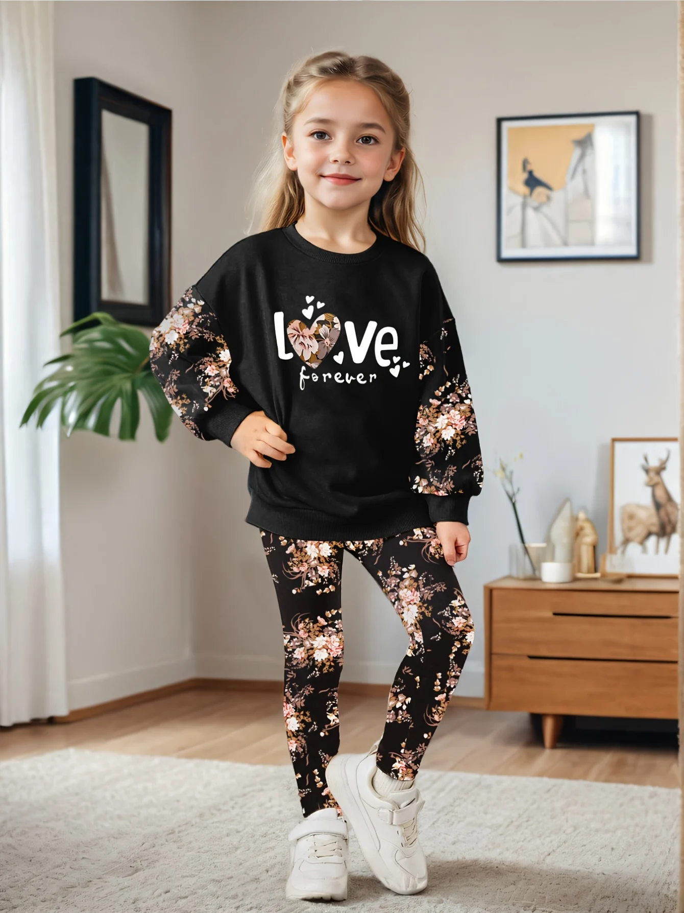 Detail 4 of Kids Sweatshirt Pants 2-Piece Set Floral Stretch by LUNORIANA