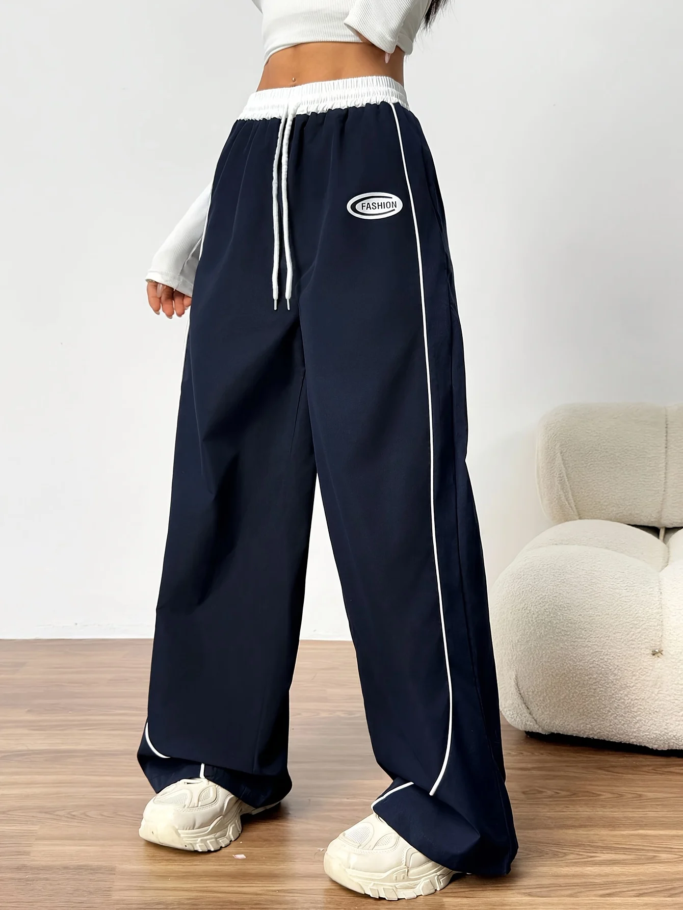 Detail 4 of Girls Side Stripe Loose Fit Wide Leg Pants Spring Summer by LUNORIANA