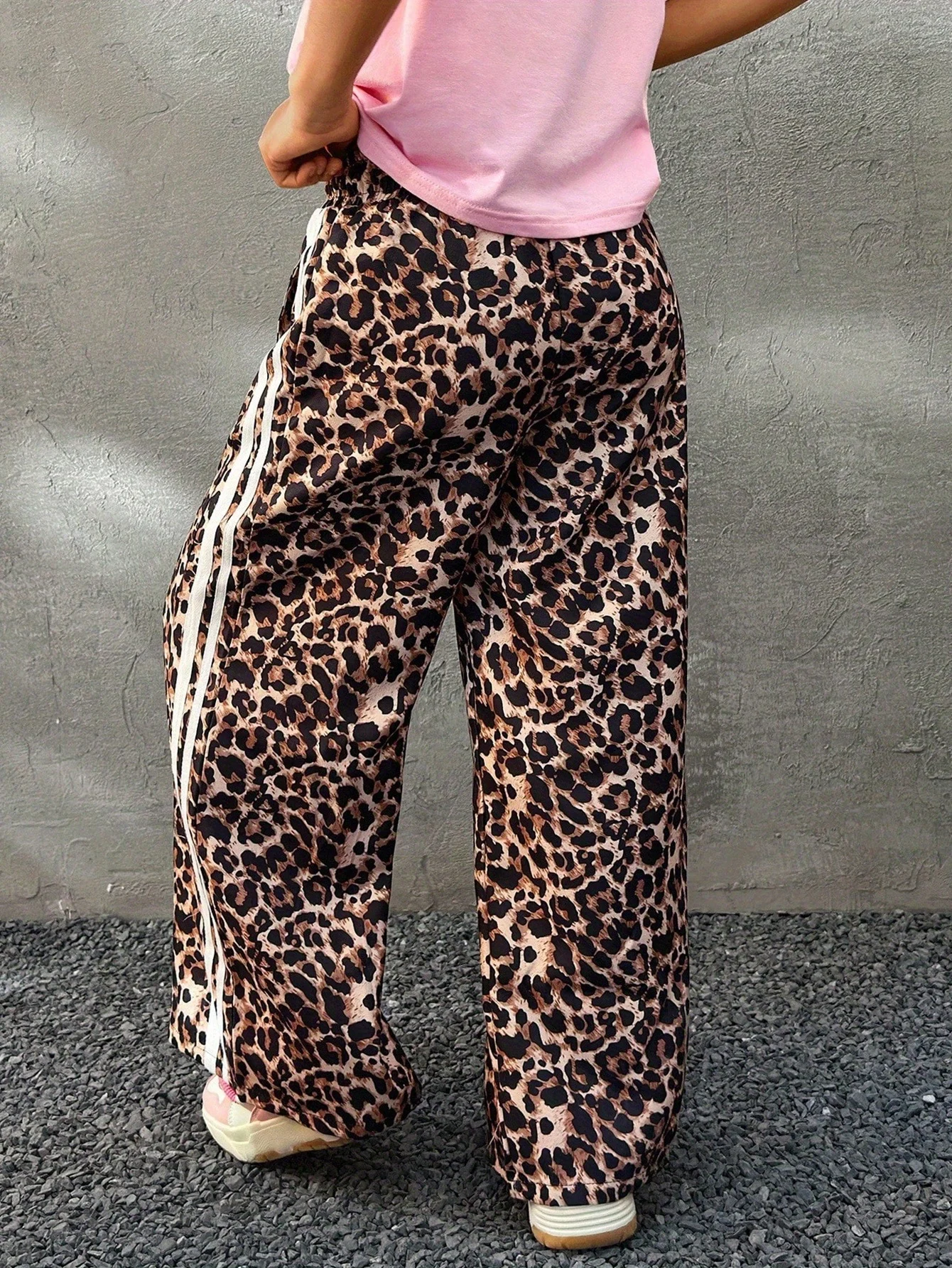 Detail 2 of Girls Leopard Print Loose Fit Leopard Wide Leg Pants Spring Summer by LUNORIANA