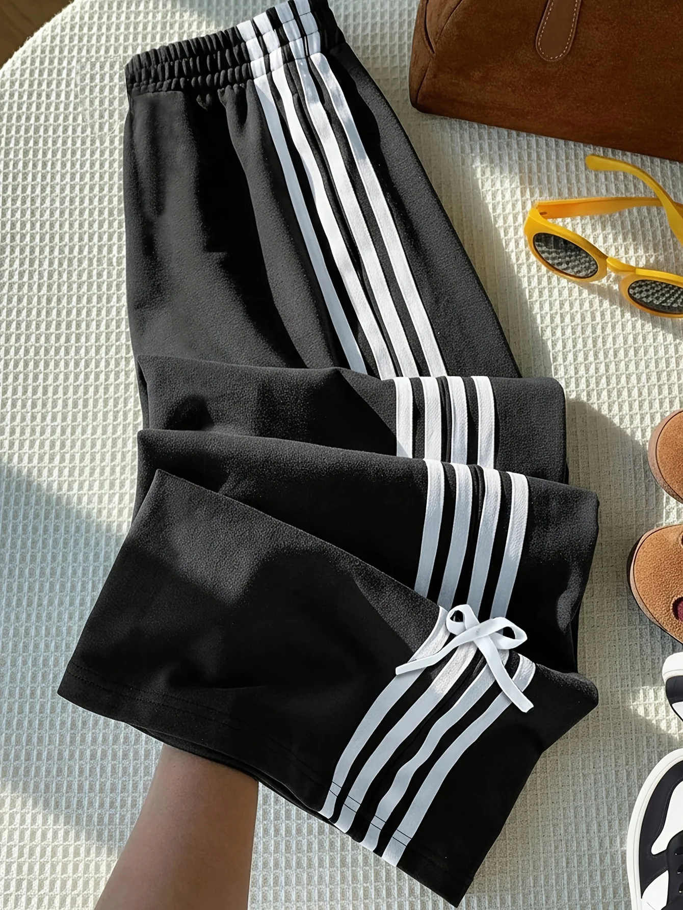 Detail 4 of Girls Stripe Bow Straight Leg Pants Spring Summer by LUNORIANA