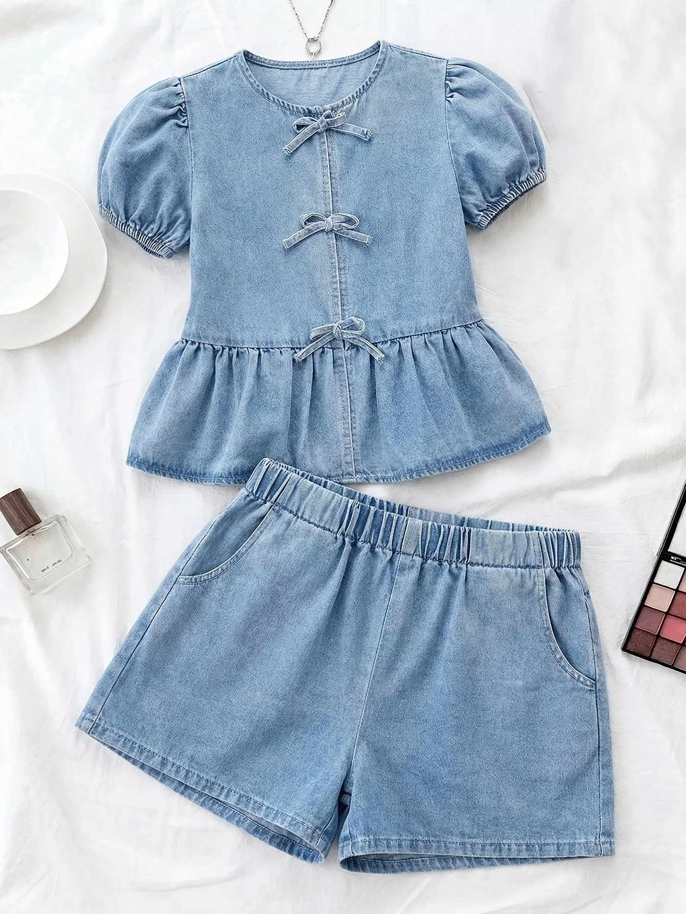 Detail 1 of Girls Bow Denim Denim Top Shorts 2-Piece Set Spring Summer by LUNORIANA
