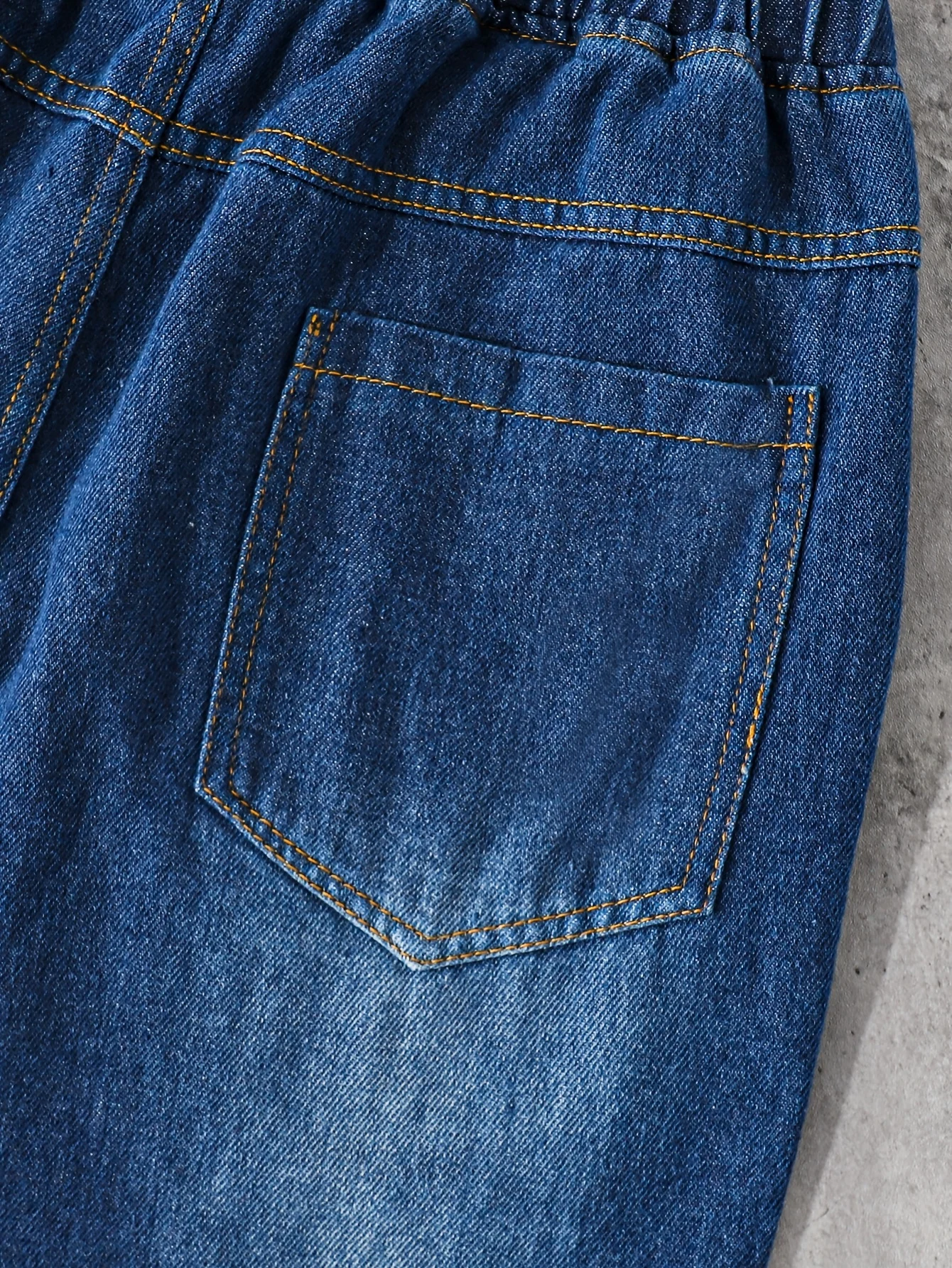 Detail 5 of Girls Loose Fit Denim Jeans Spring Summer by LUNORIANA