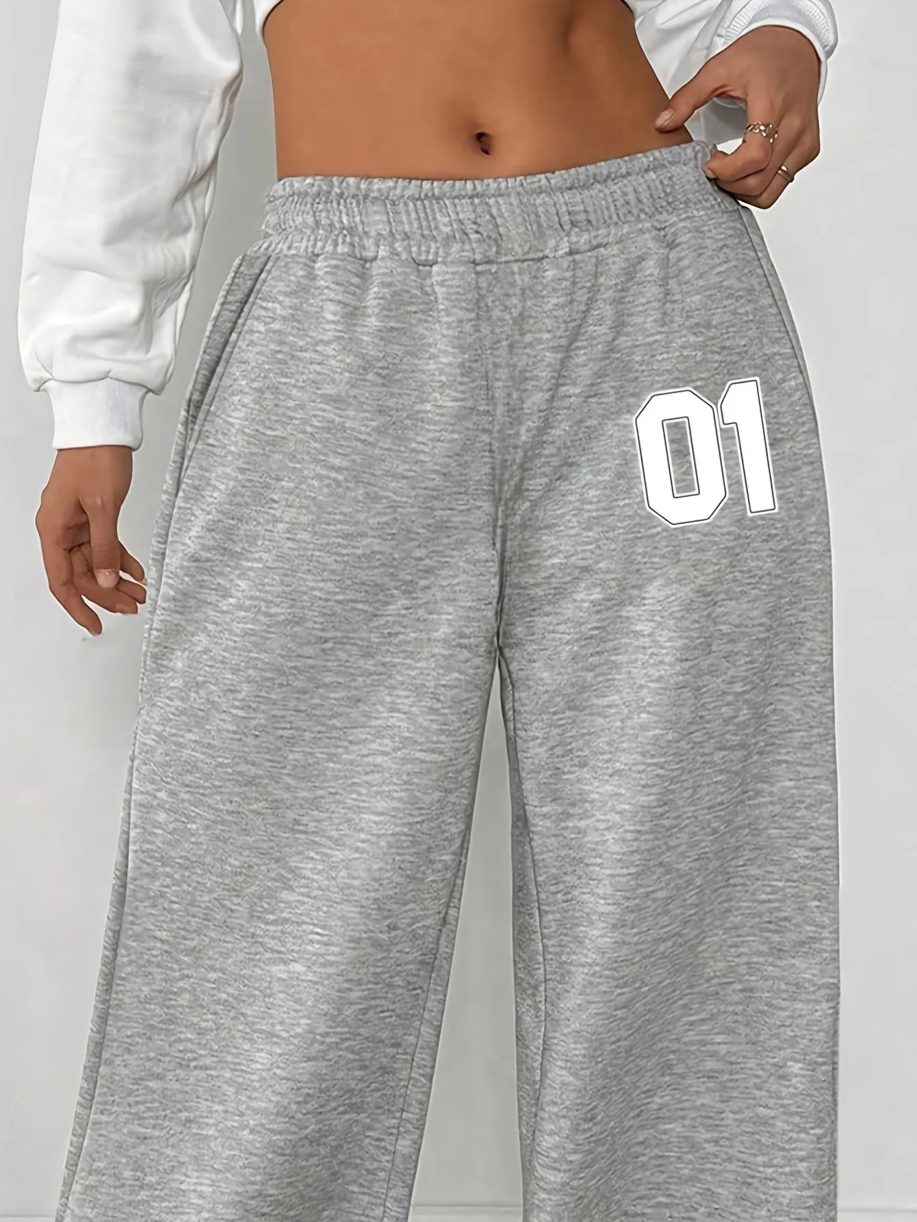 Detail 3 of Girls Number Graphic Streetwear Sweatpants All Season by LUNORIANA