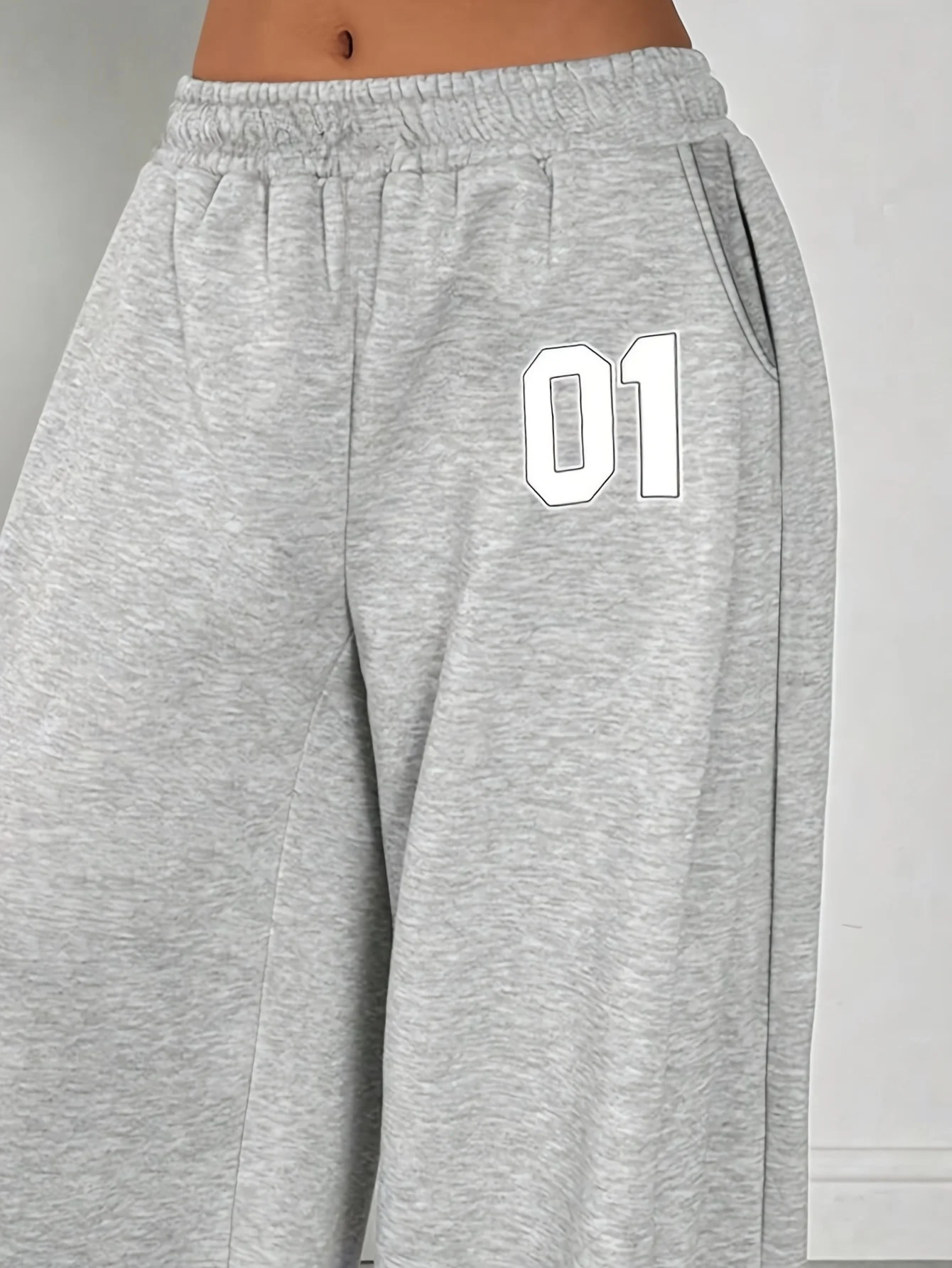 Detail 2 of Girls Number Graphic Streetwear Sweatpants All Season by LUNORIANA