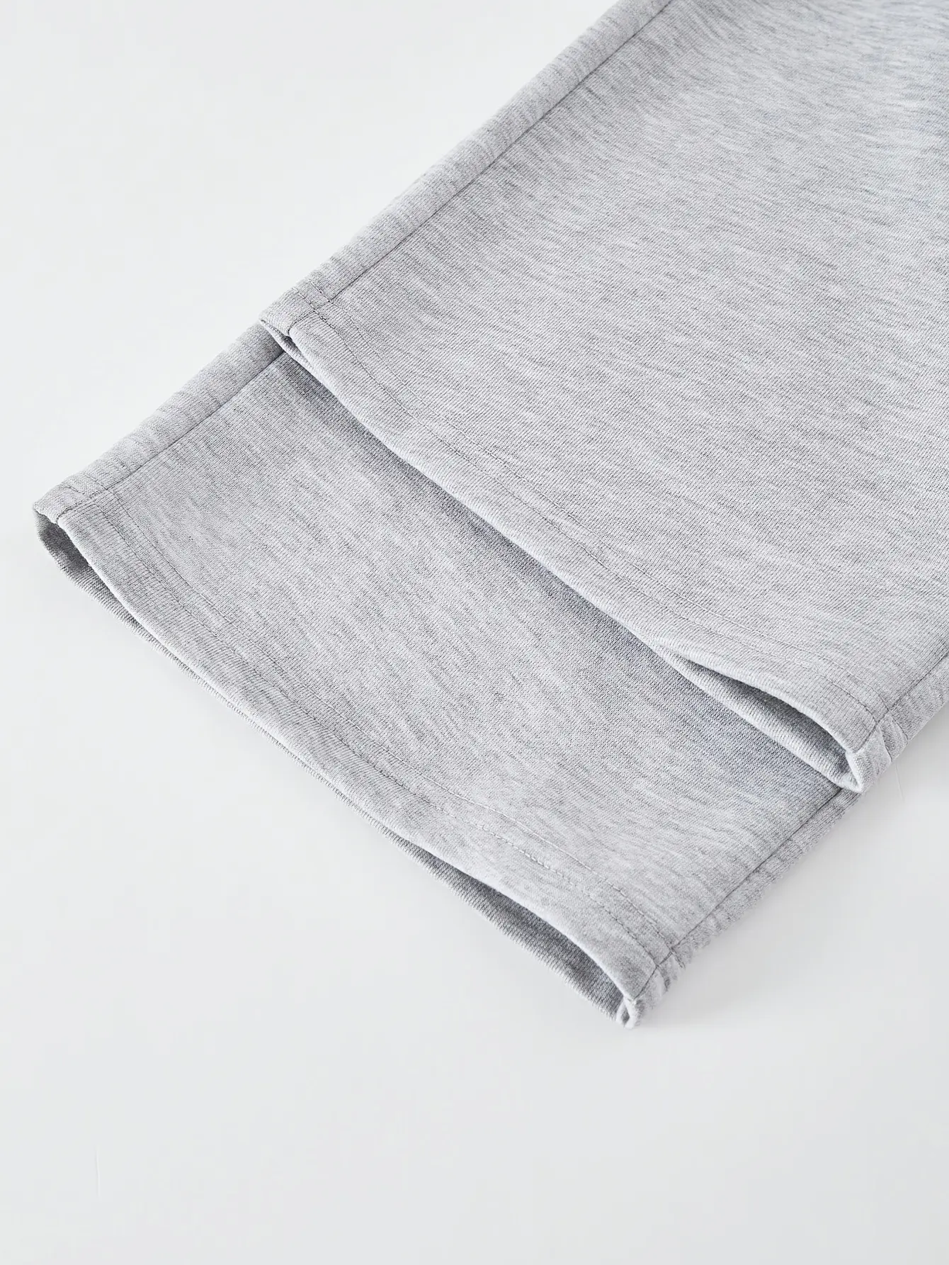 Detail view of Girls Fitted T-Shirt and Sweatpants 2-Piece Set with Bow Detail by LUNORIANA