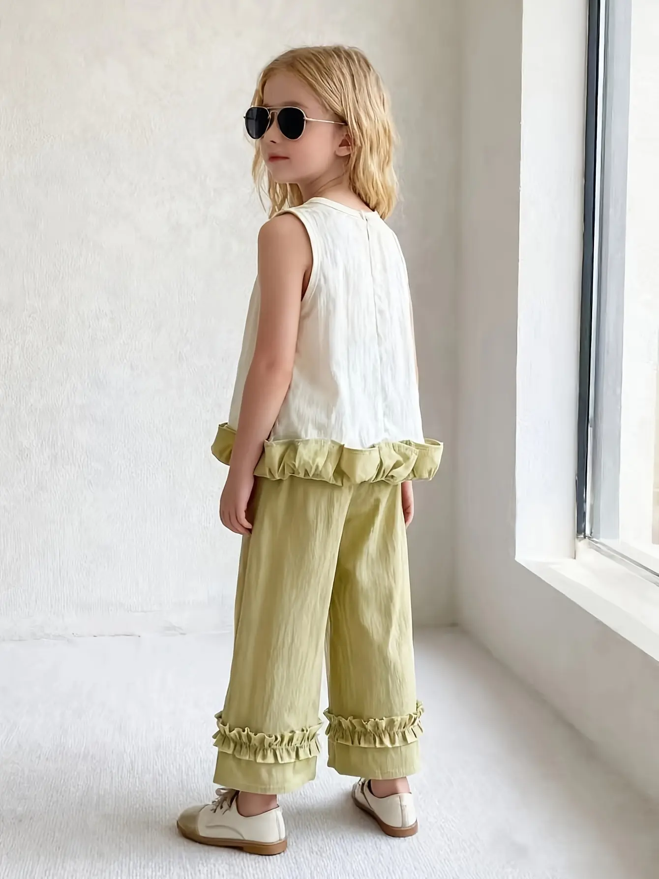 Detail view of Girls Contrast Ruffle Tank and Wide Leg Pants Set by LUNORIANA
