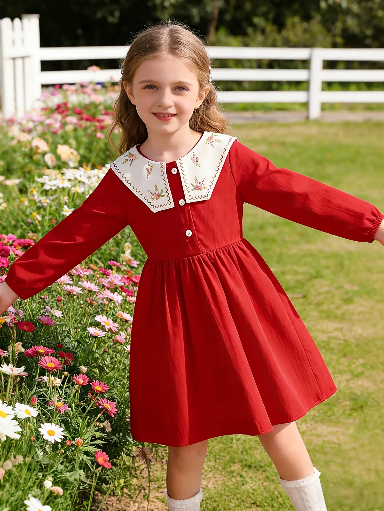 Detail 5 of Girls Red Long Sleeve Dress with Lace Collar and Buttons by LUNORIANA