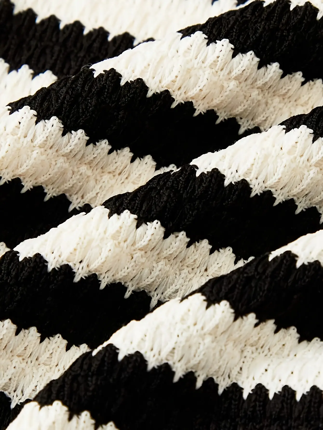 Detail 3 of Girls Elegant Striped Cami Dress by LUNORIANA