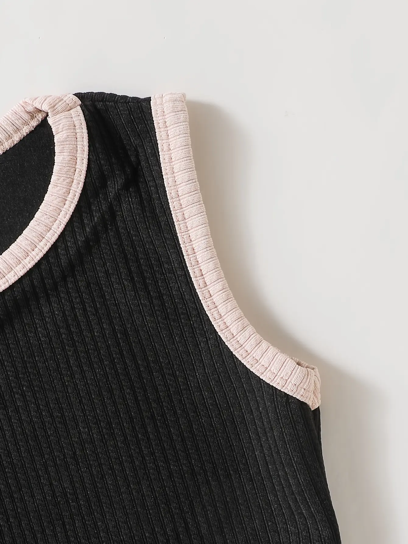 Detail 5 of Girls Black Knit Tank and Khaki Wide Leg Pants Set by LUNORIANA