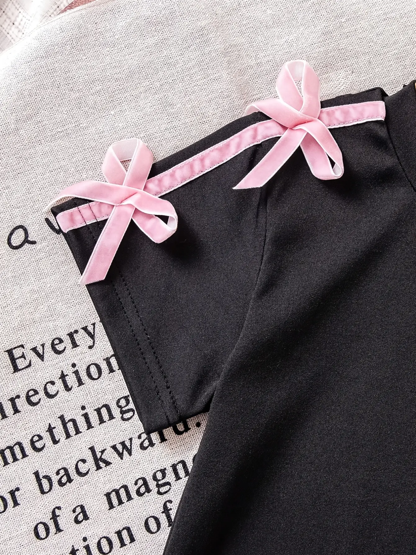 Detail 3 of Girls Black Bow T-Shirt and Flare Pants Set by LUNORIANA