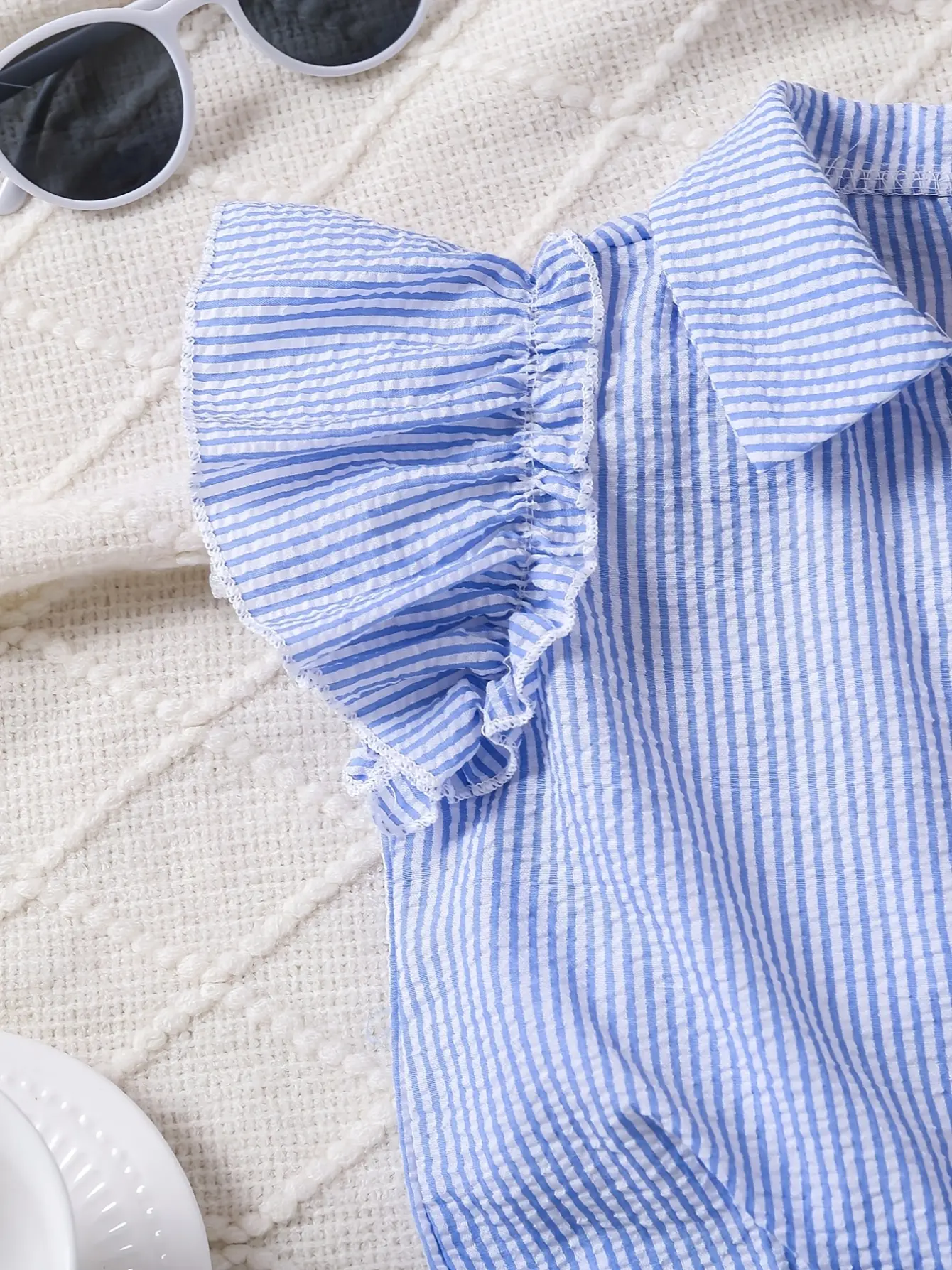 Detail 4 of Girls Striped Ruffle Top and Wide Leg Pants Set by LUNORIANA