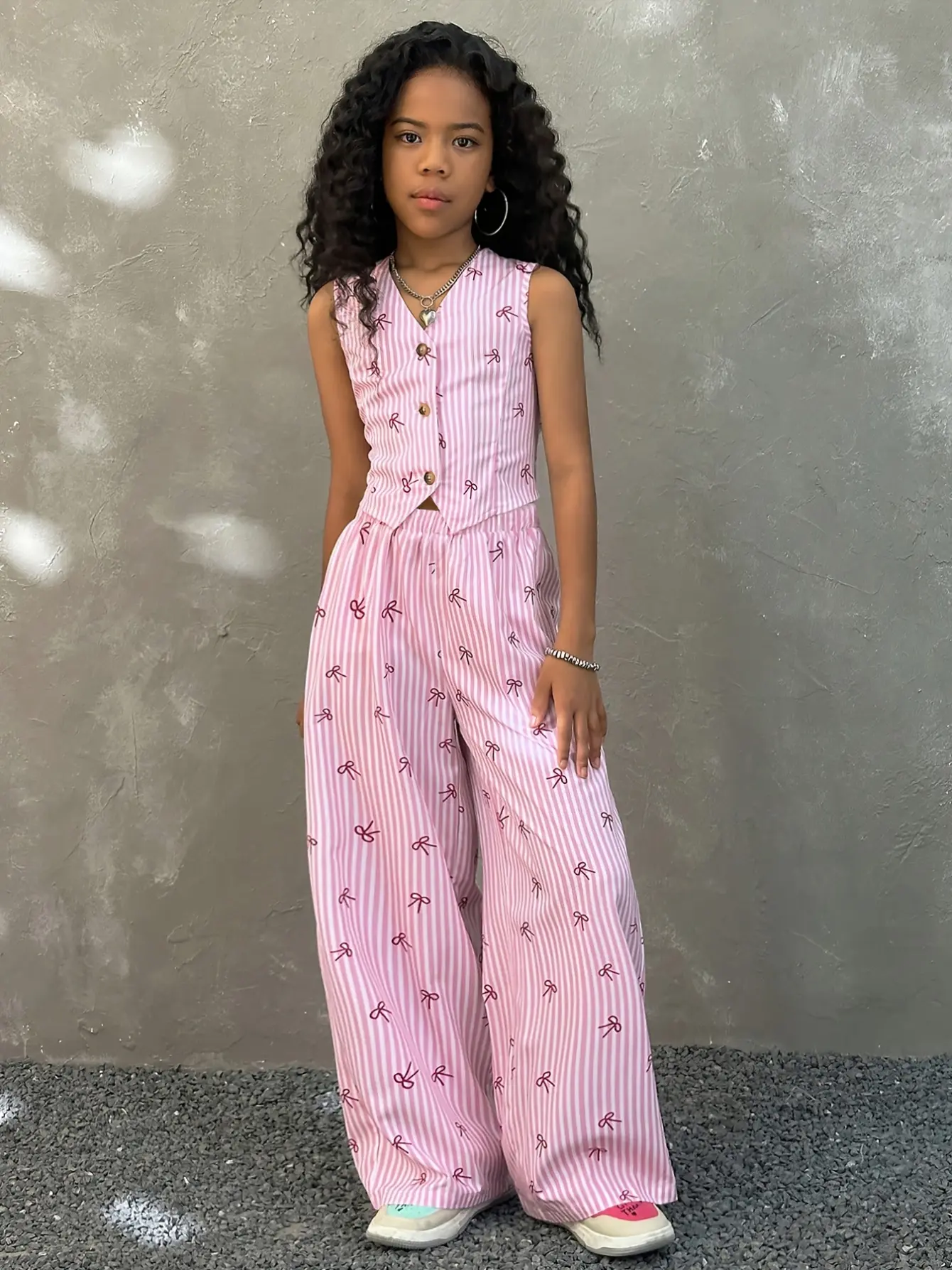 Detail 2 of Girls Pink Stripe Bow Tank Top and Pants Set by LUNORIANA