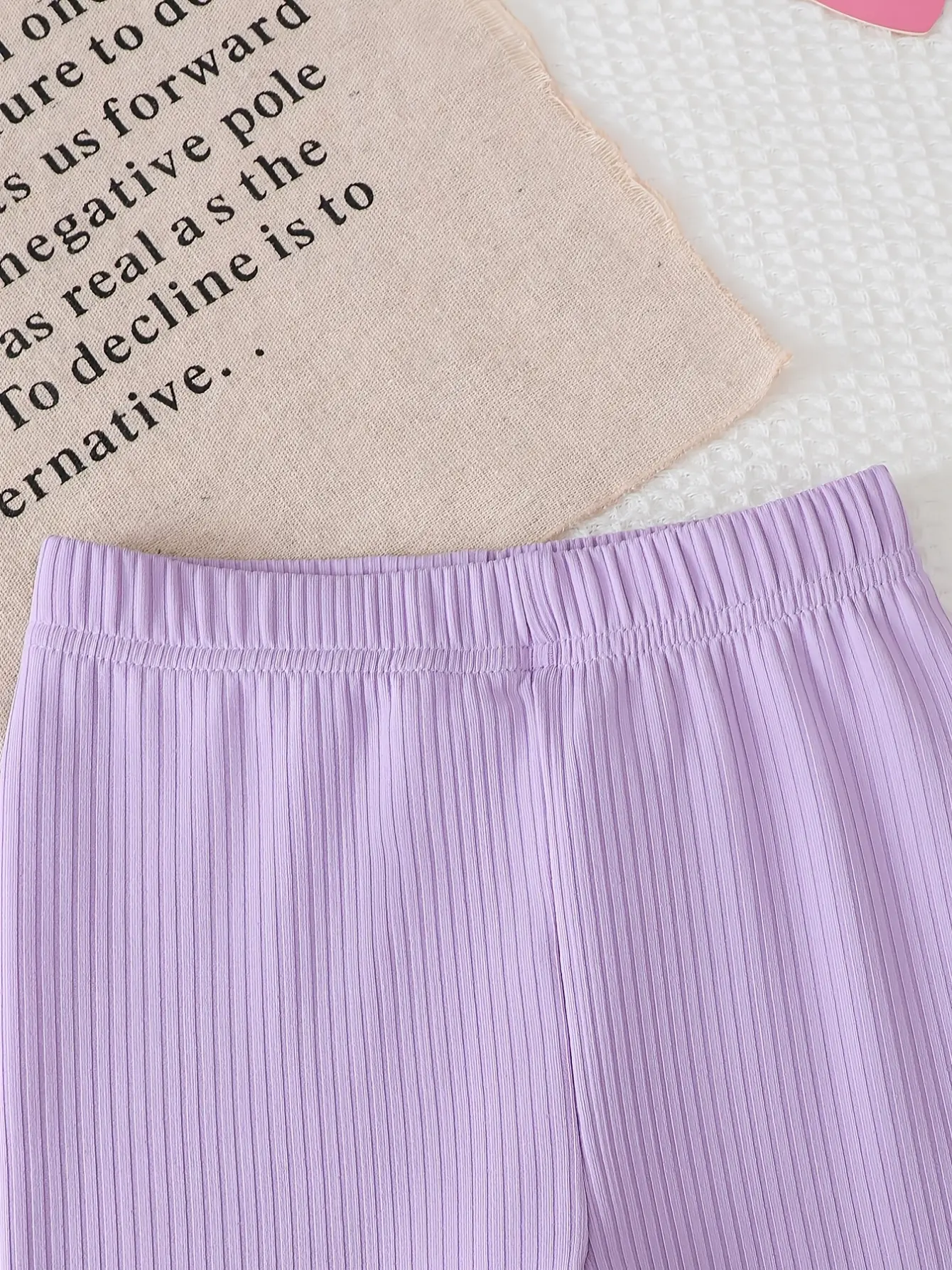 Detail 3 of Girls Heart Print Top and Pink Pants Set by LUNORIANA
