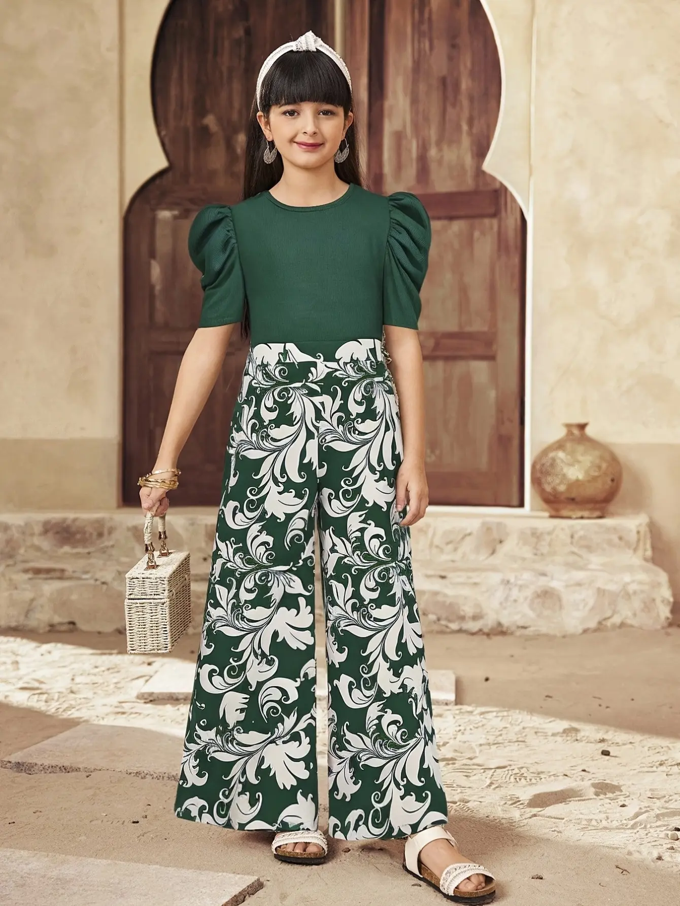 Detail 3 of Girls Puff Sleeve Knit Top and Floral Wide Leg Pants Set by LUNORIANA