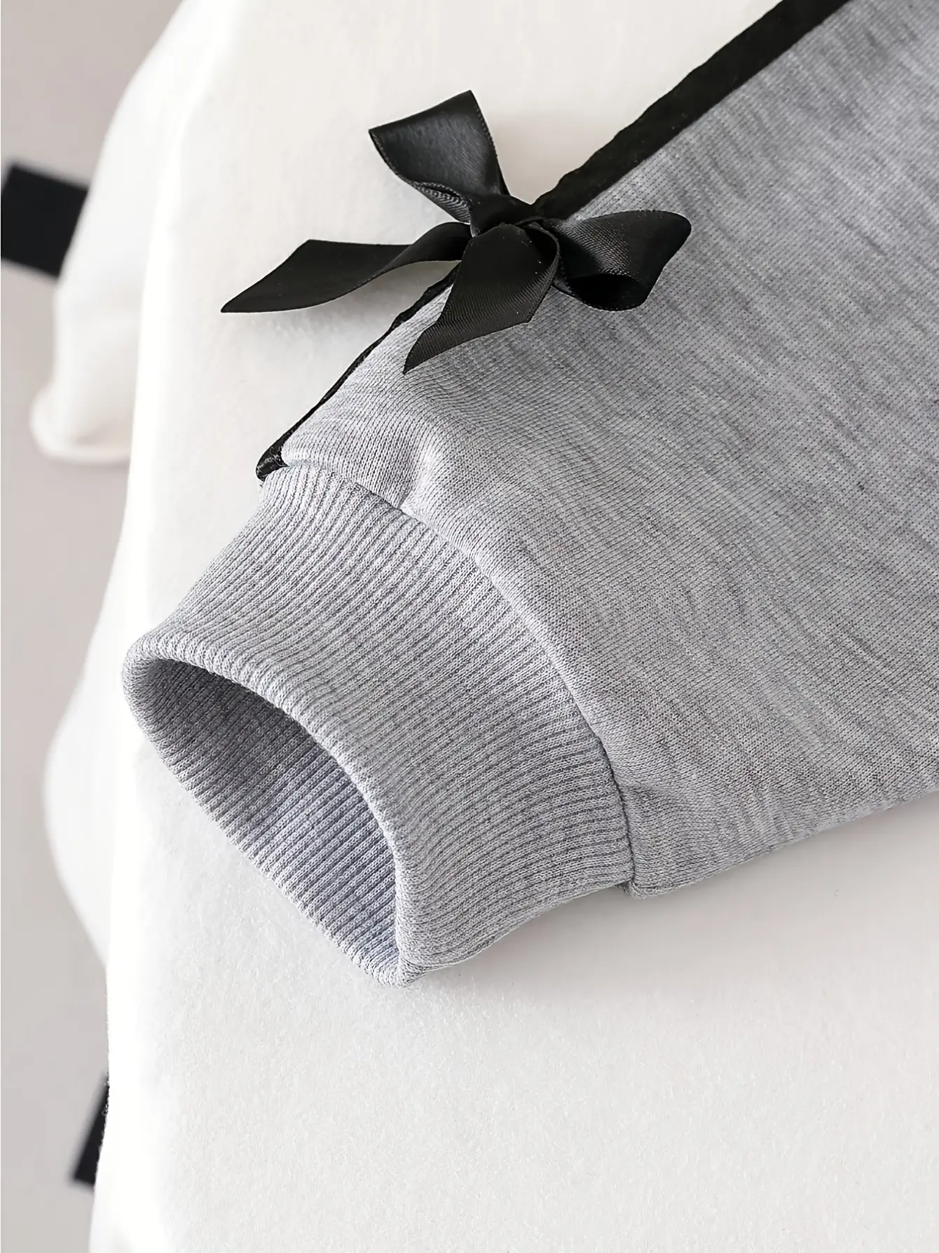 Girls Gray Bow Sleeve Sweatshirt and Wide Leg Pants Set gallery view