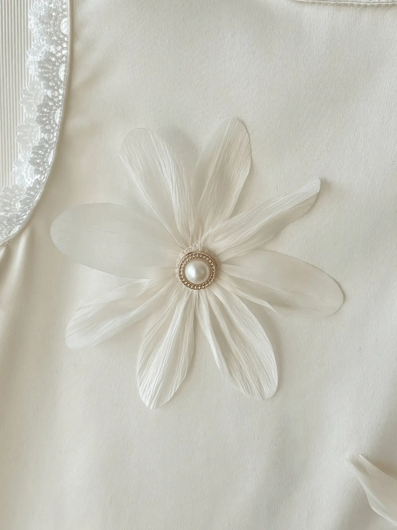 Girls Pearl Flower Sleeveless Party Dress detail view