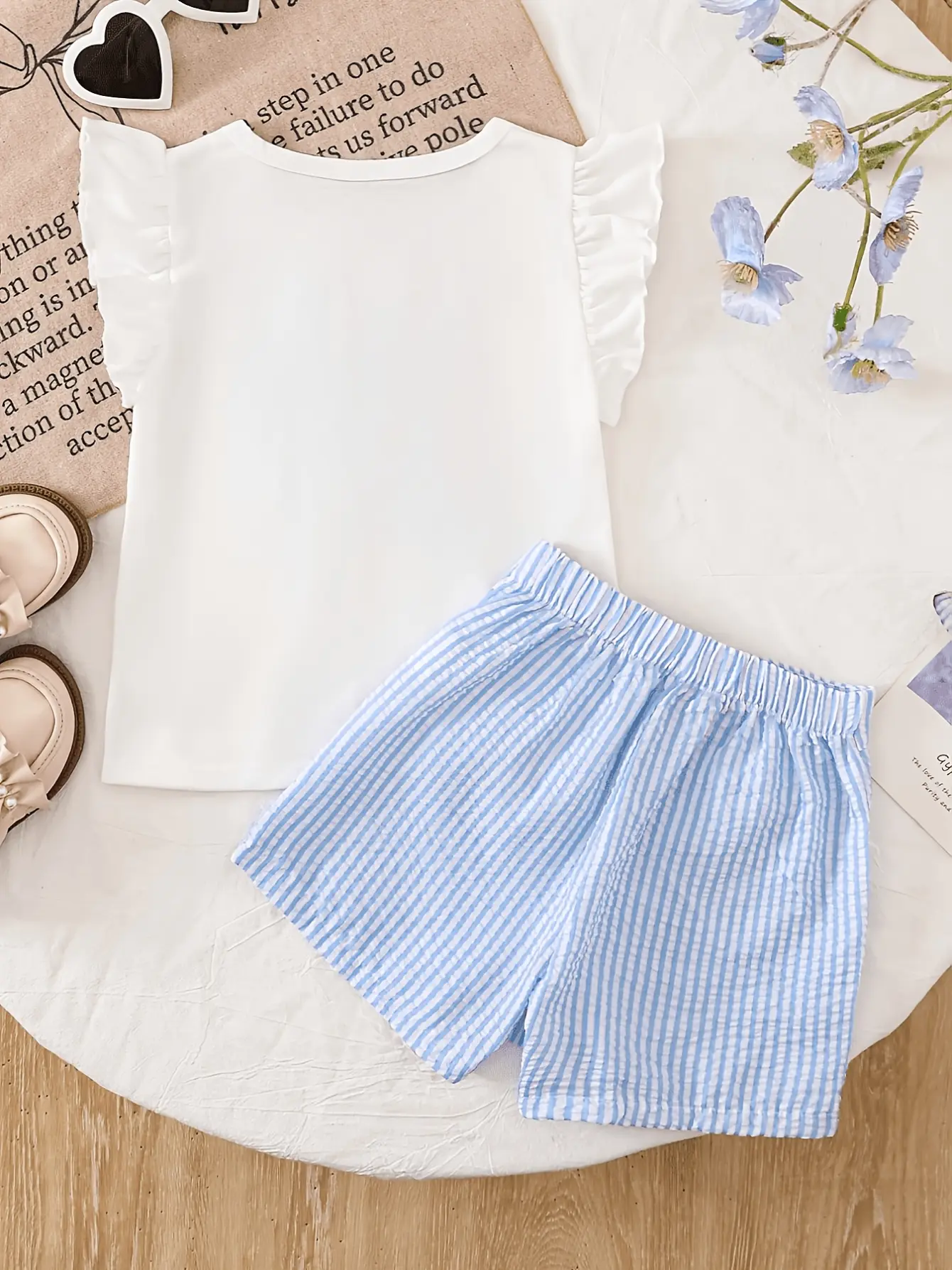 Girls Bow T-Shirt and Striped Skirt Set detail view