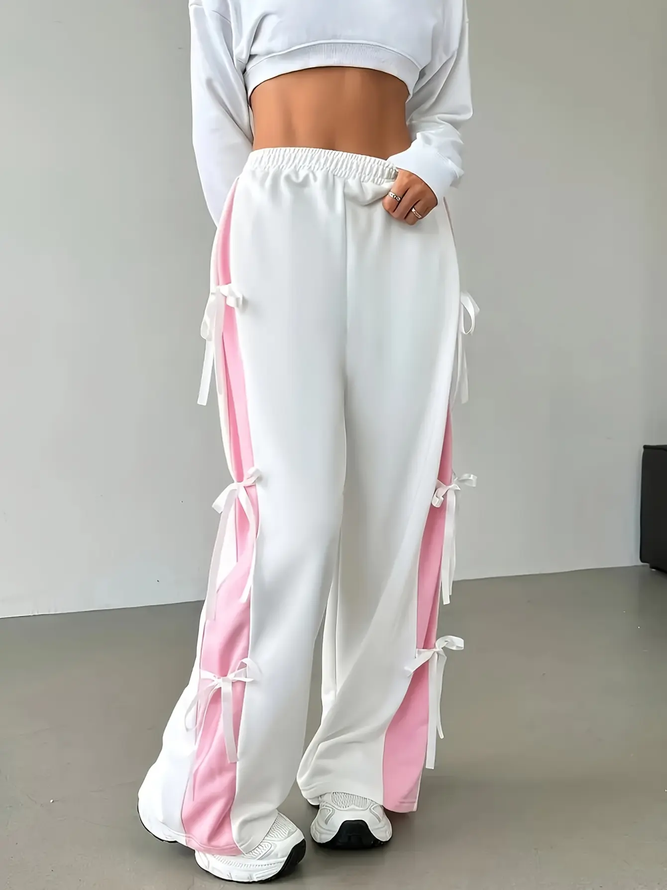 Women’s Pink and White Bow Colorblock Wide Leg Pants gallery view