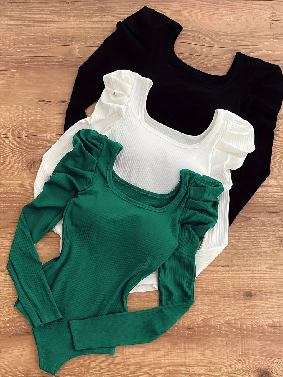 Women's 3-Pack Puff Sleeve Scoop Neck Fitted Long Sleeve Tops
