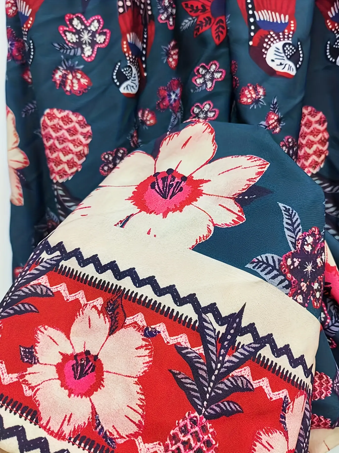 Women’s Red Floral Tank and Wide-Leg Pants Set gallery view