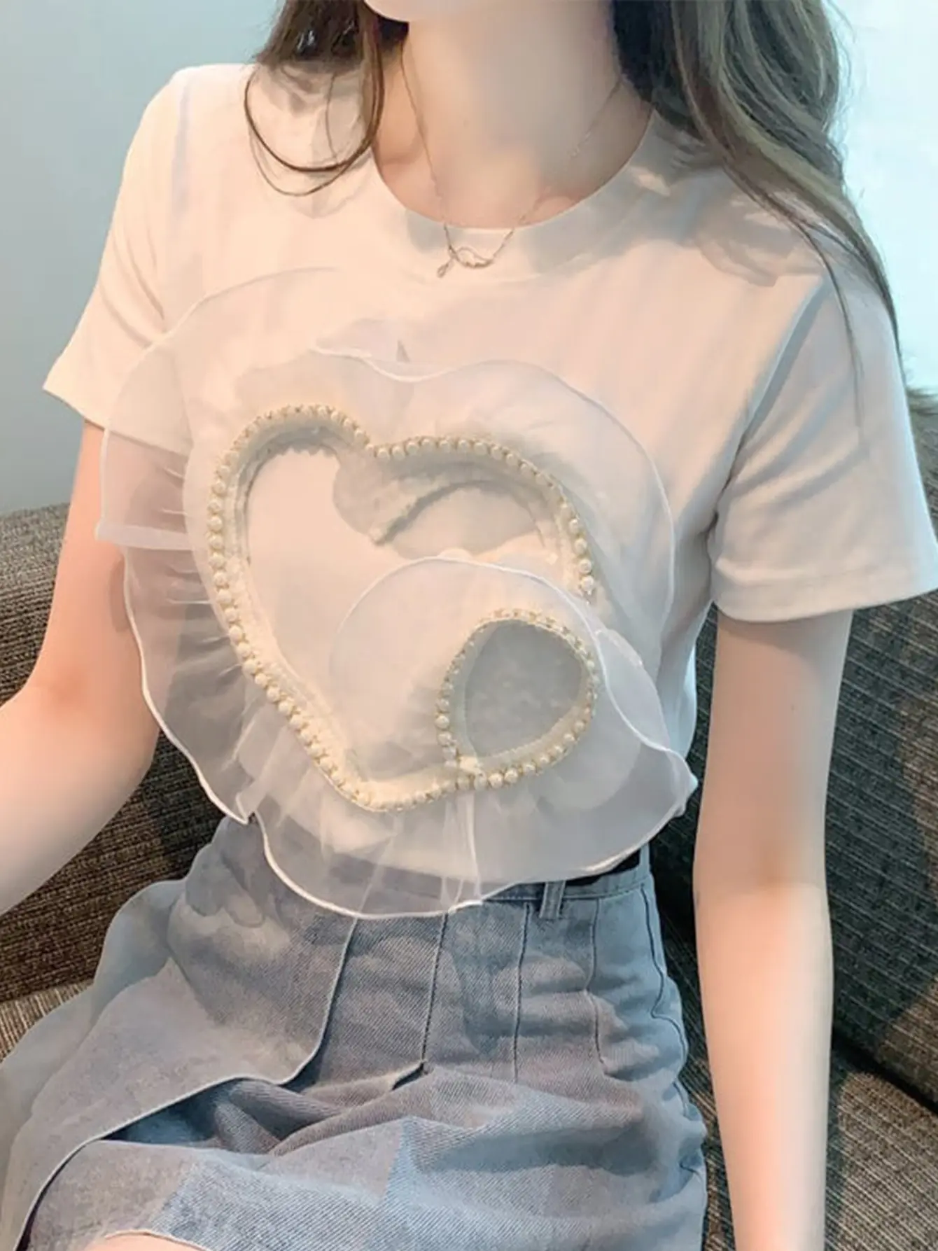 Women’s White 3D Beaded Heart Appliqué T-Shirt gallery view