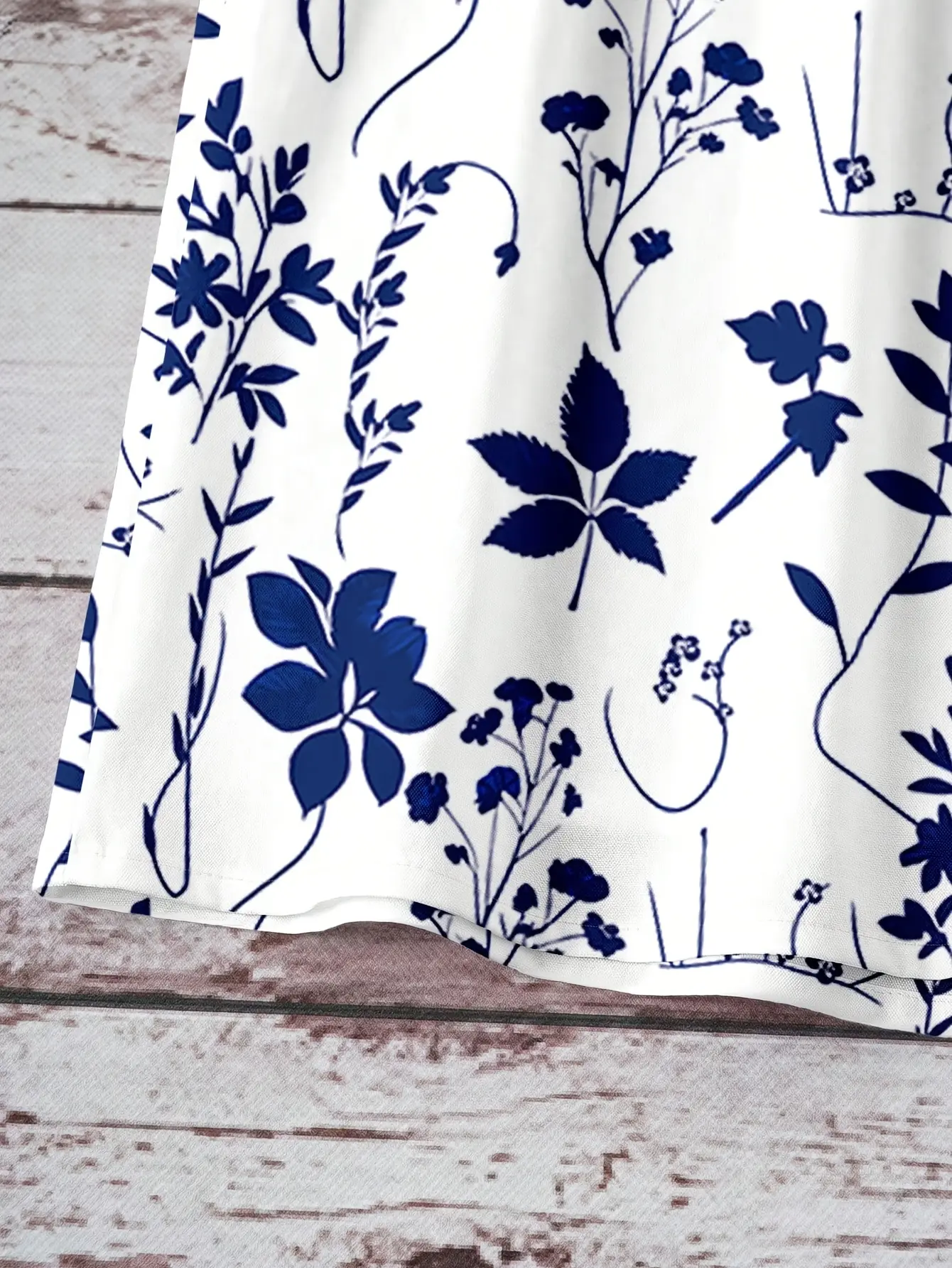 Women’s Printed Halter Neck Crop Top gallery view