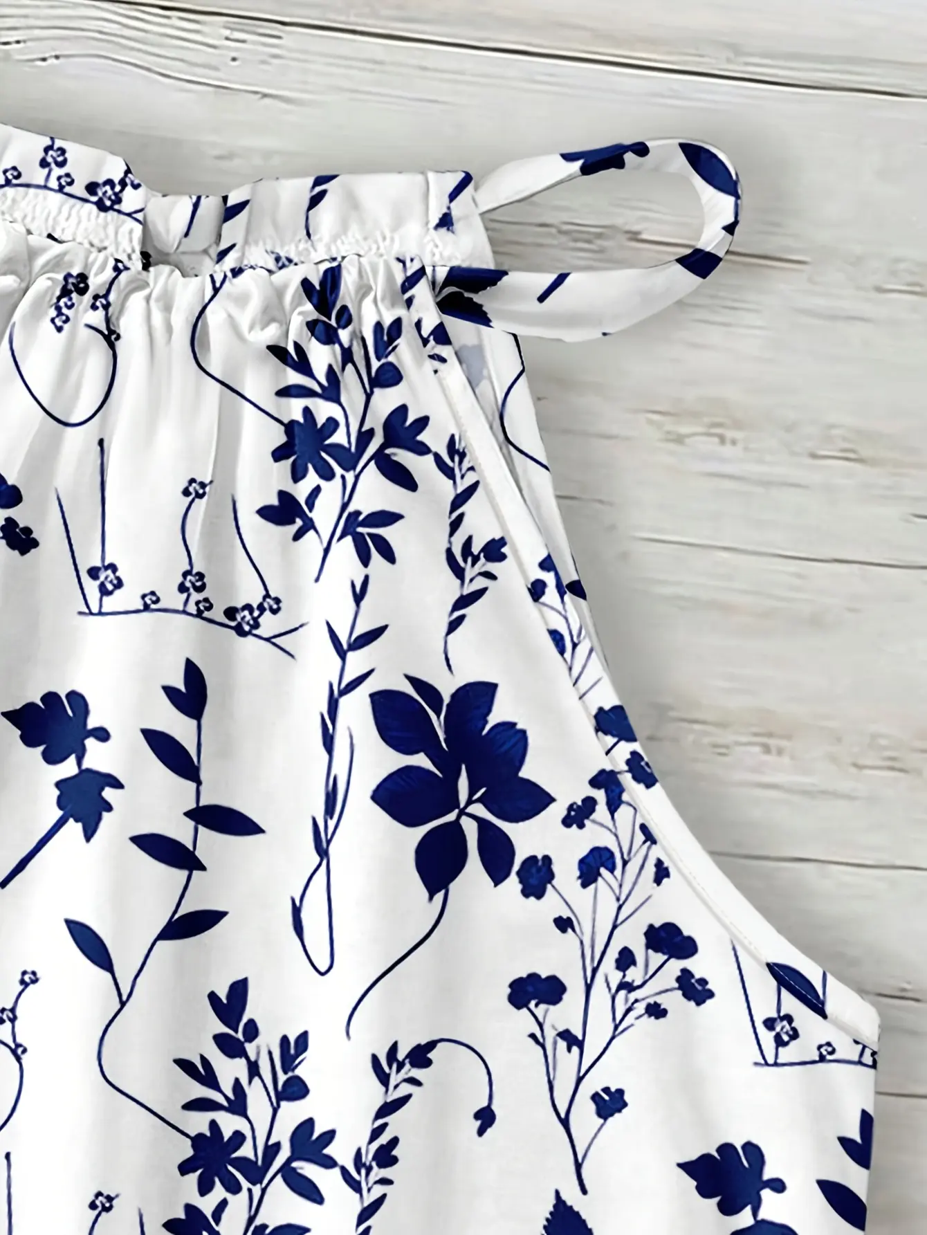 Women’s Printed Halter Neck Crop Top gallery view
