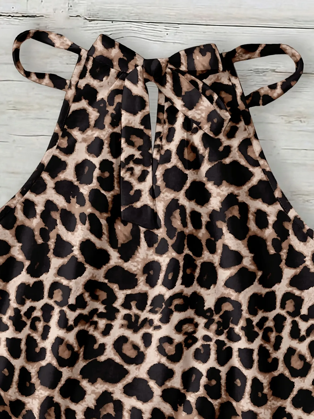 Women’s Printed Halter Neck Crop Top gallery view