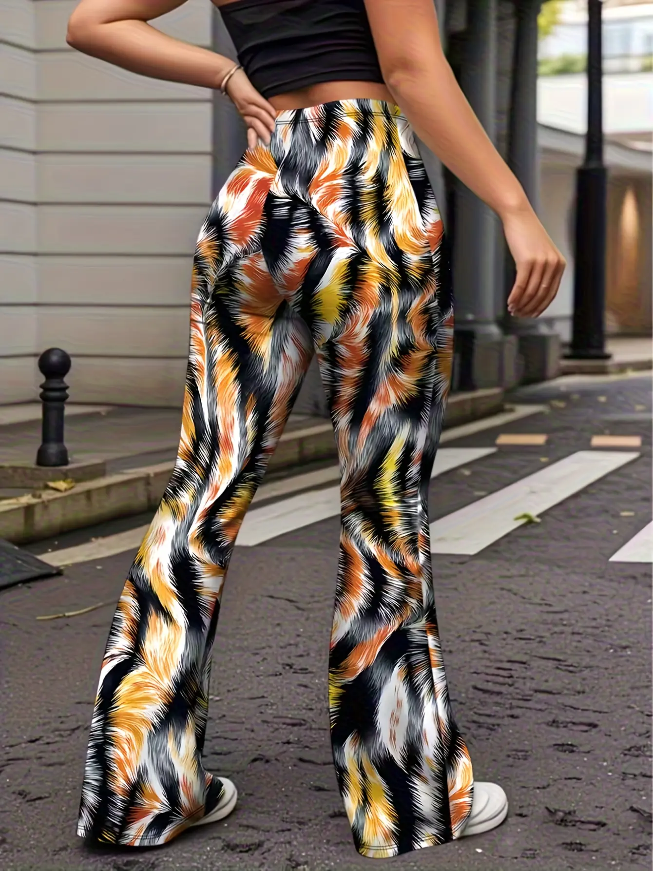 Women’s Y2K Abstract Print Flare Pants gallery view