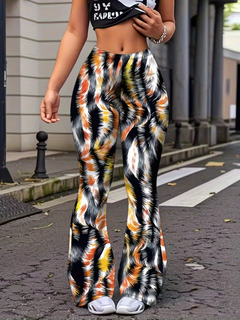 Women's Y2K Abstract Print Flare Pants