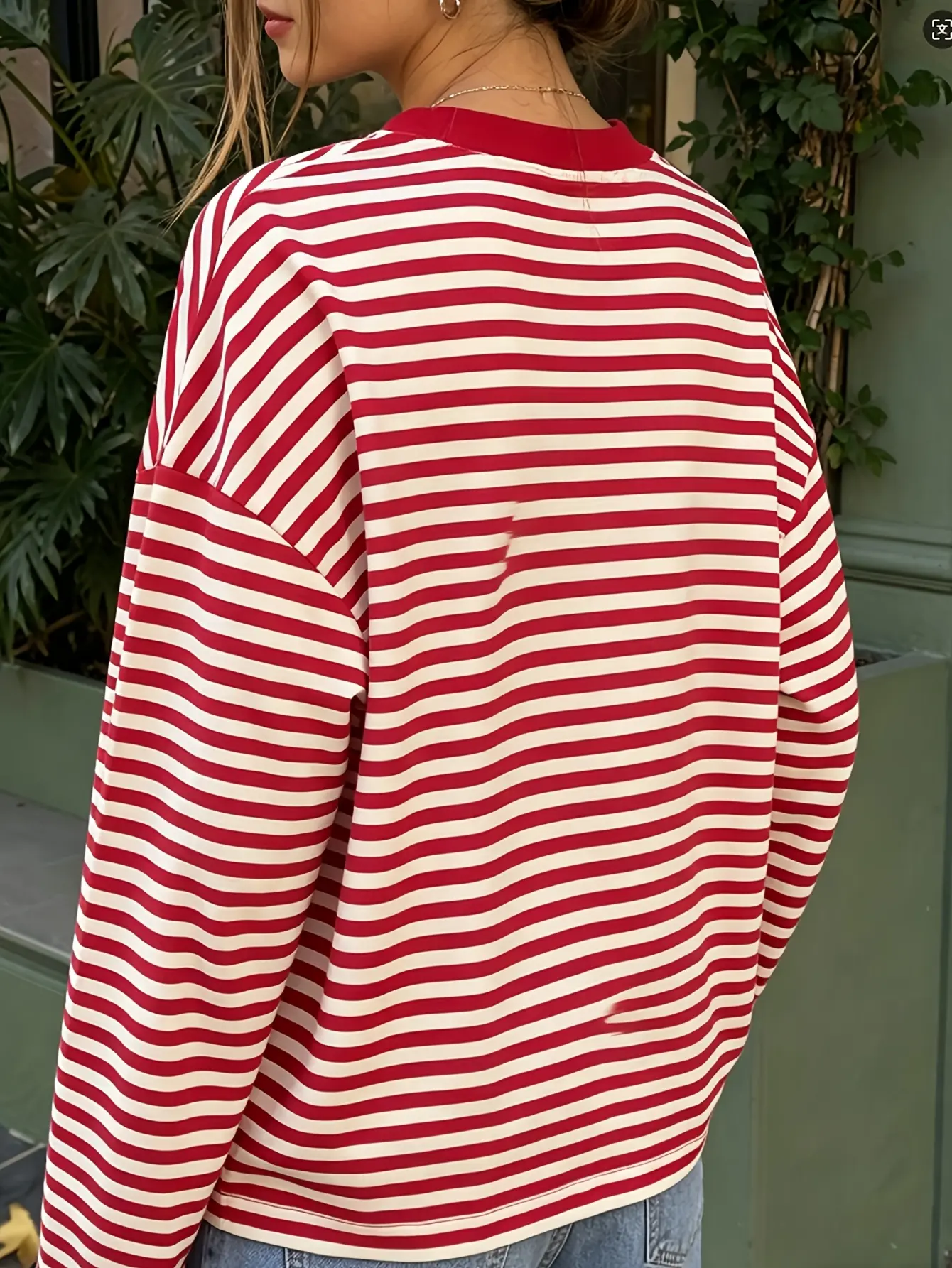 Women’s red striped drop-shoulder T-shirt back view